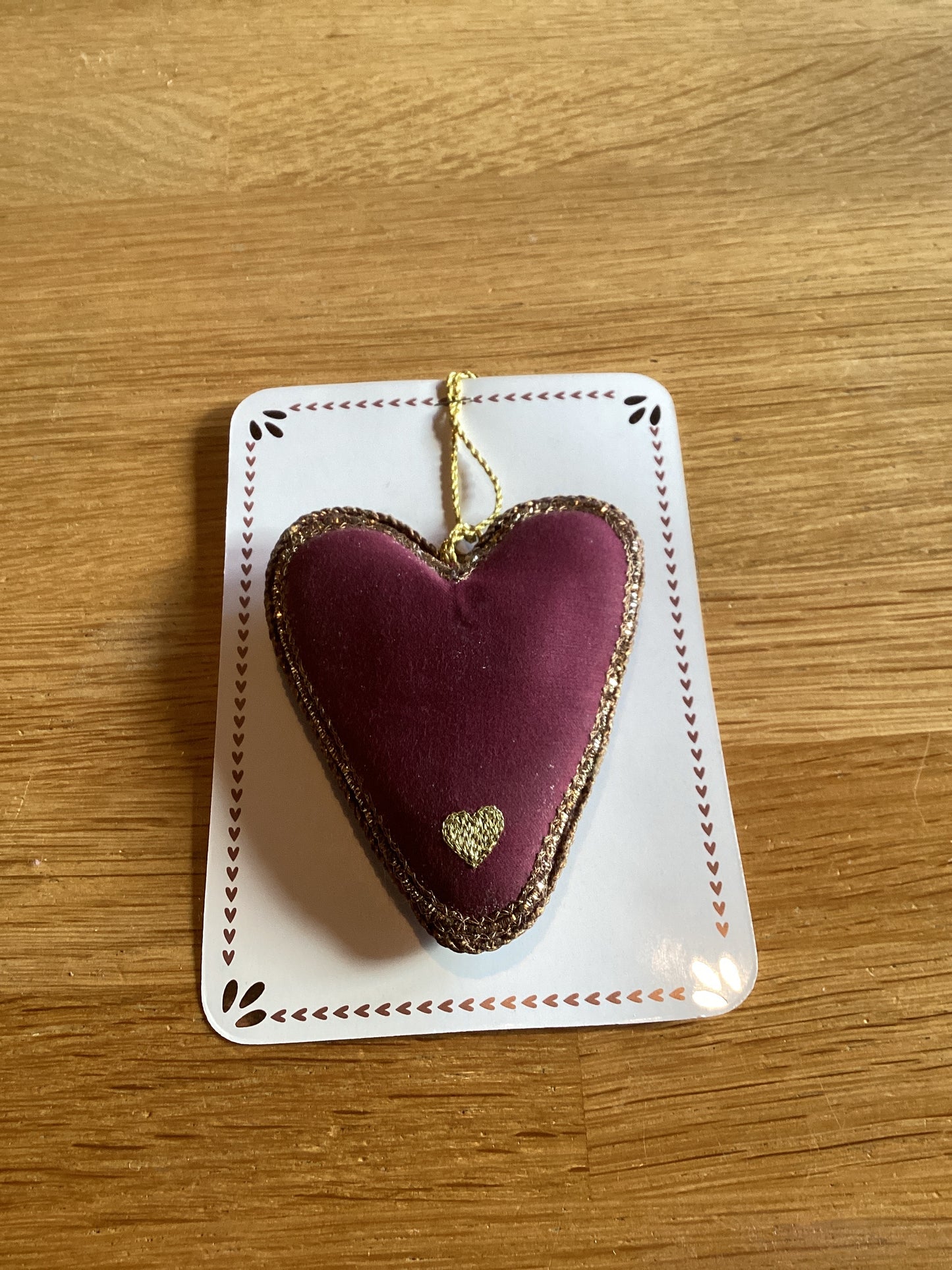 Hangertje hartje donkerrood