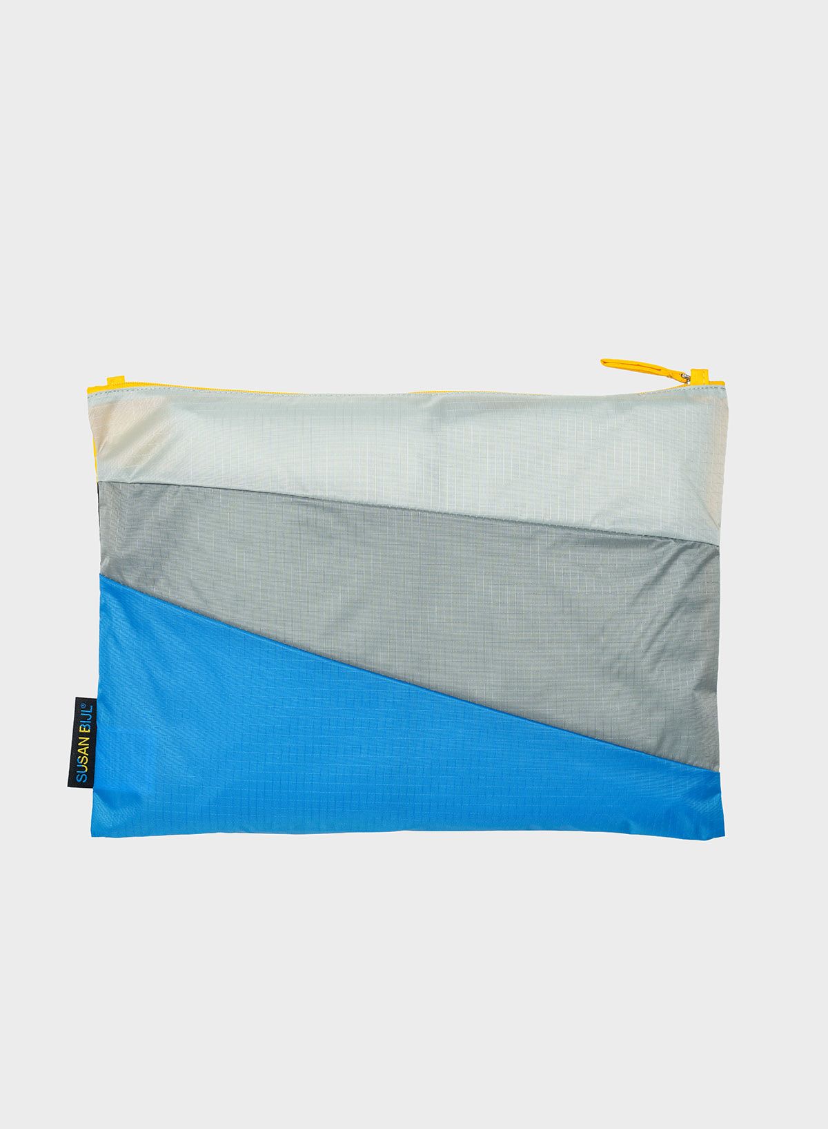 The new pouch multi black medium