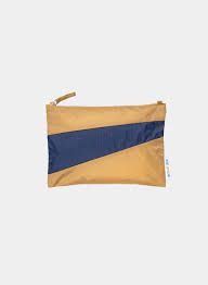 The new pouch Camel & navy medium