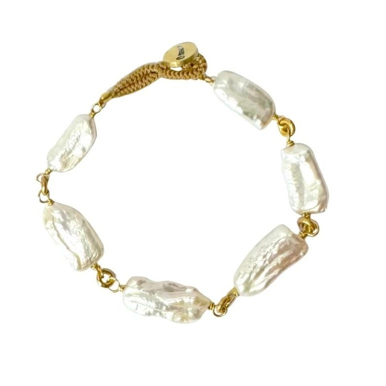 Ibu bracelet casey