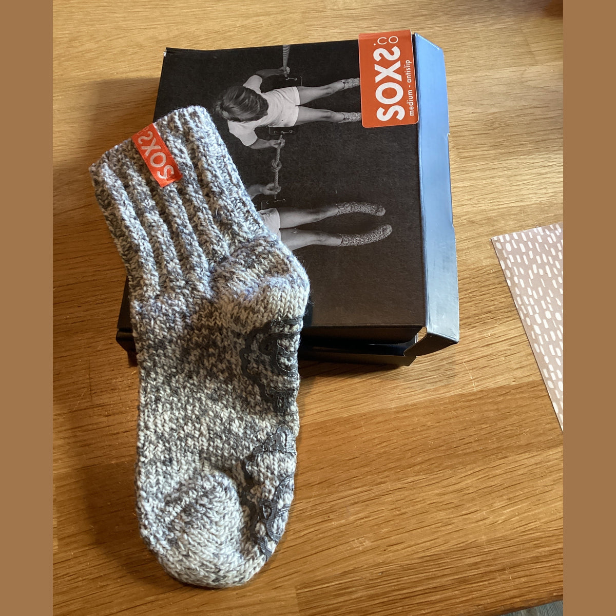 Soxs sox3723 kids anti slip medium firecracker 30-34