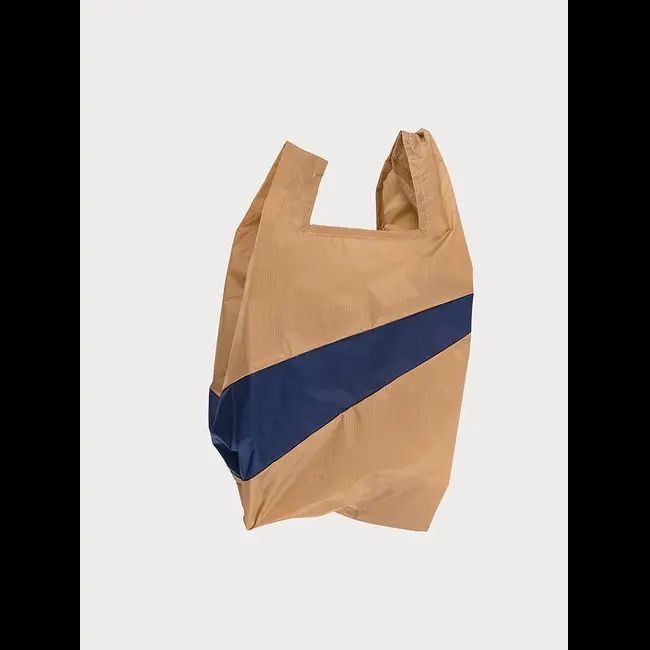 The new shopping bag camel & navy Medium