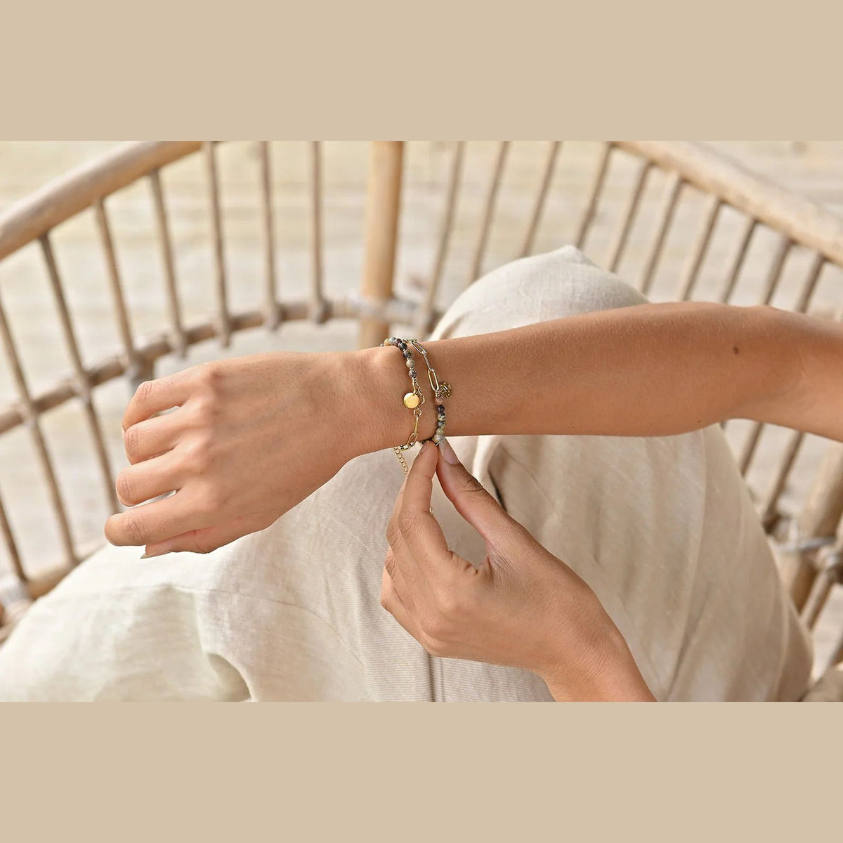 Solid Gold base bracelet Vala