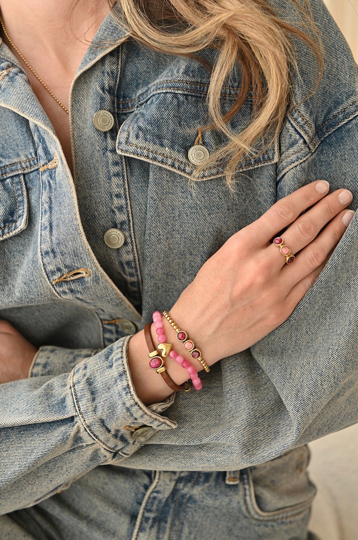Qoss femmie L armband goud