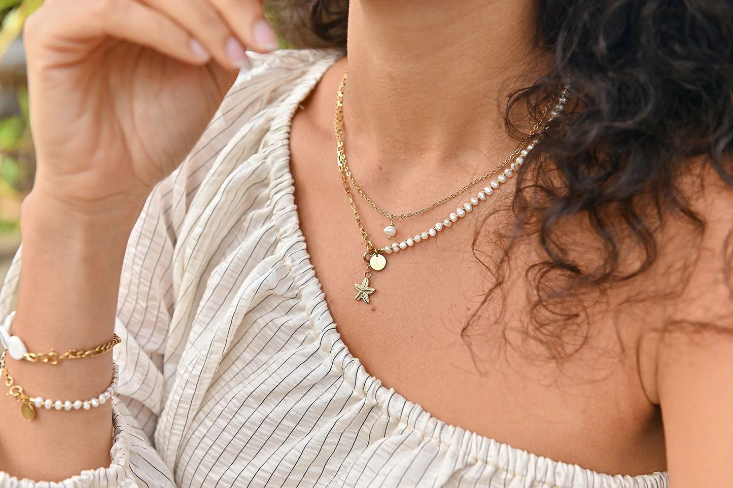 Solid Gold base necklace Sira