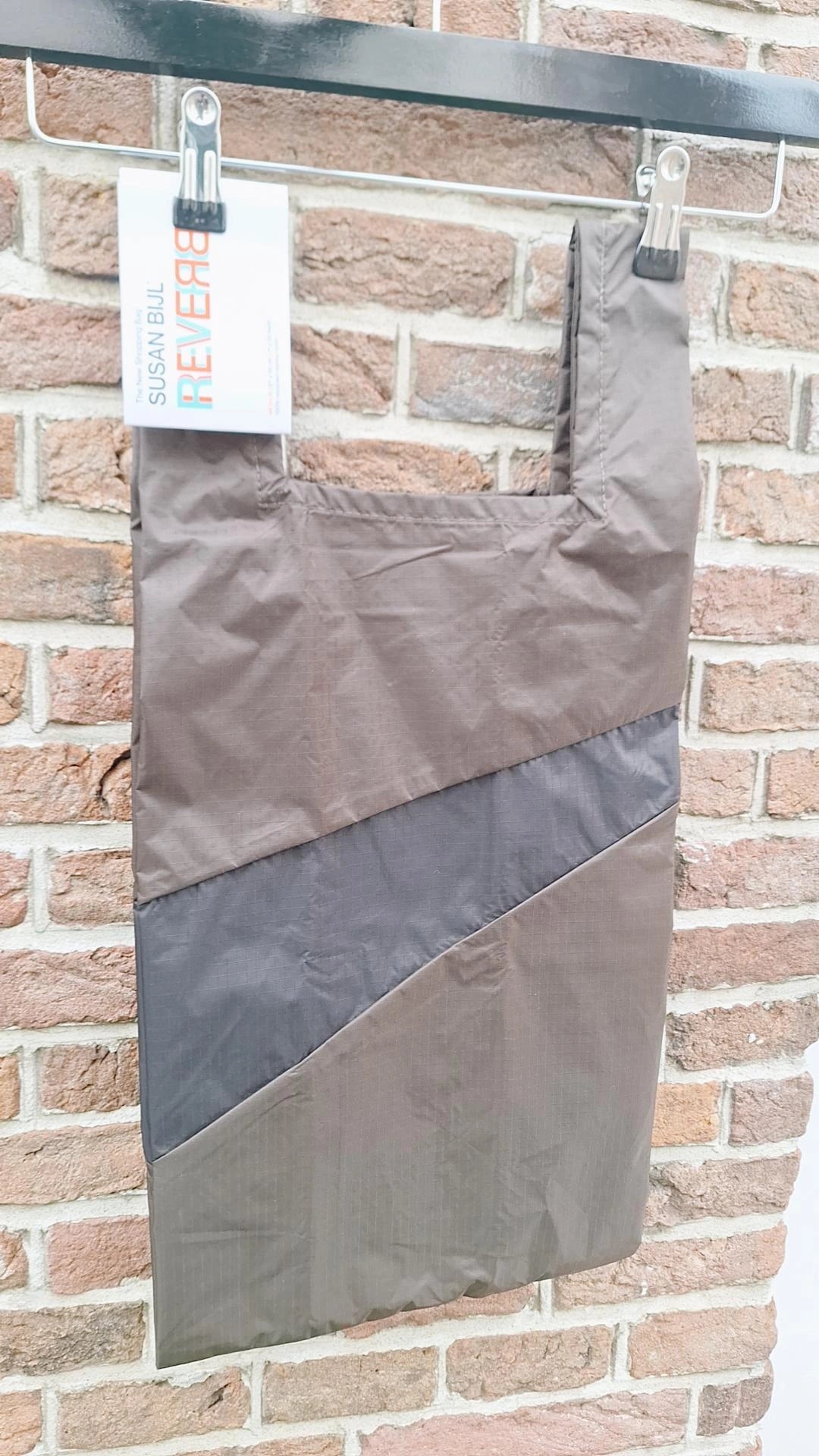 The New Shopping Bag Wangari & Black Medium