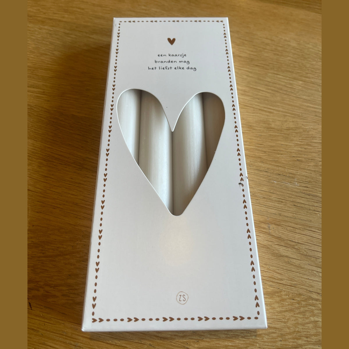 Zusss set van 4 rustieke kaarsen 20cm off white