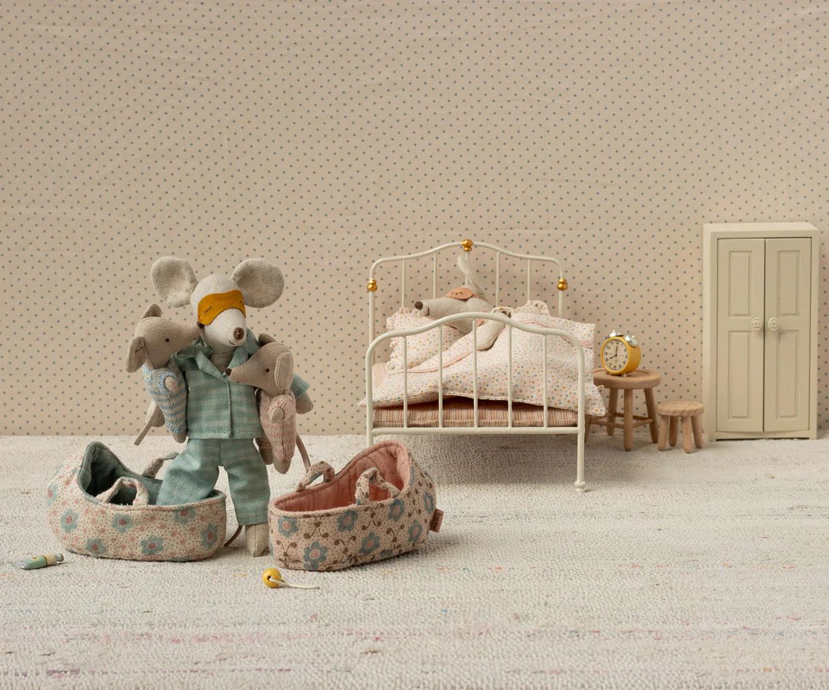 Maileg baby mouse in carry cot rose