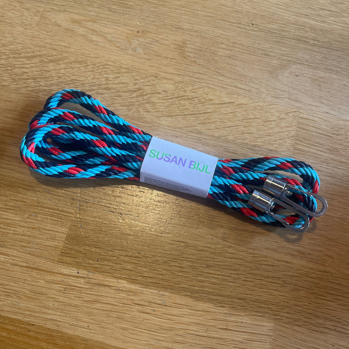 The new strap kumihimo Water & red alert