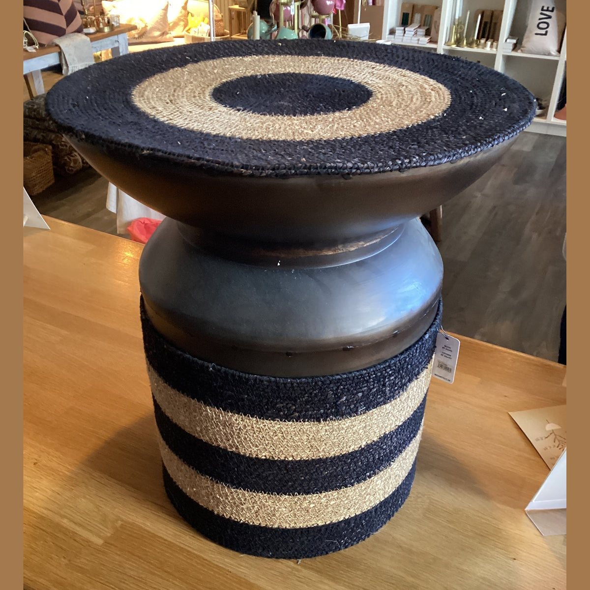 Madam stoltz bijzet tafel