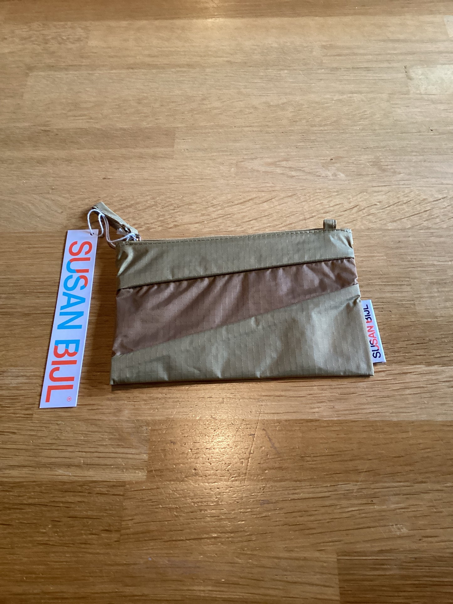 The New Pouch Moss & Camel Small