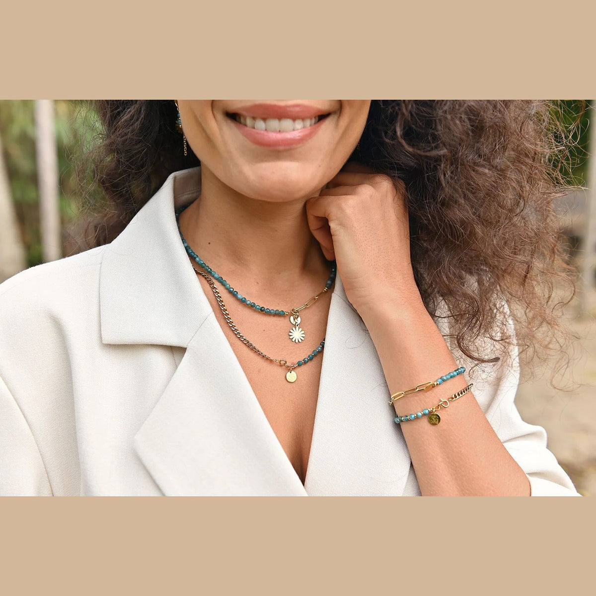 Solid gold base necklace rhea