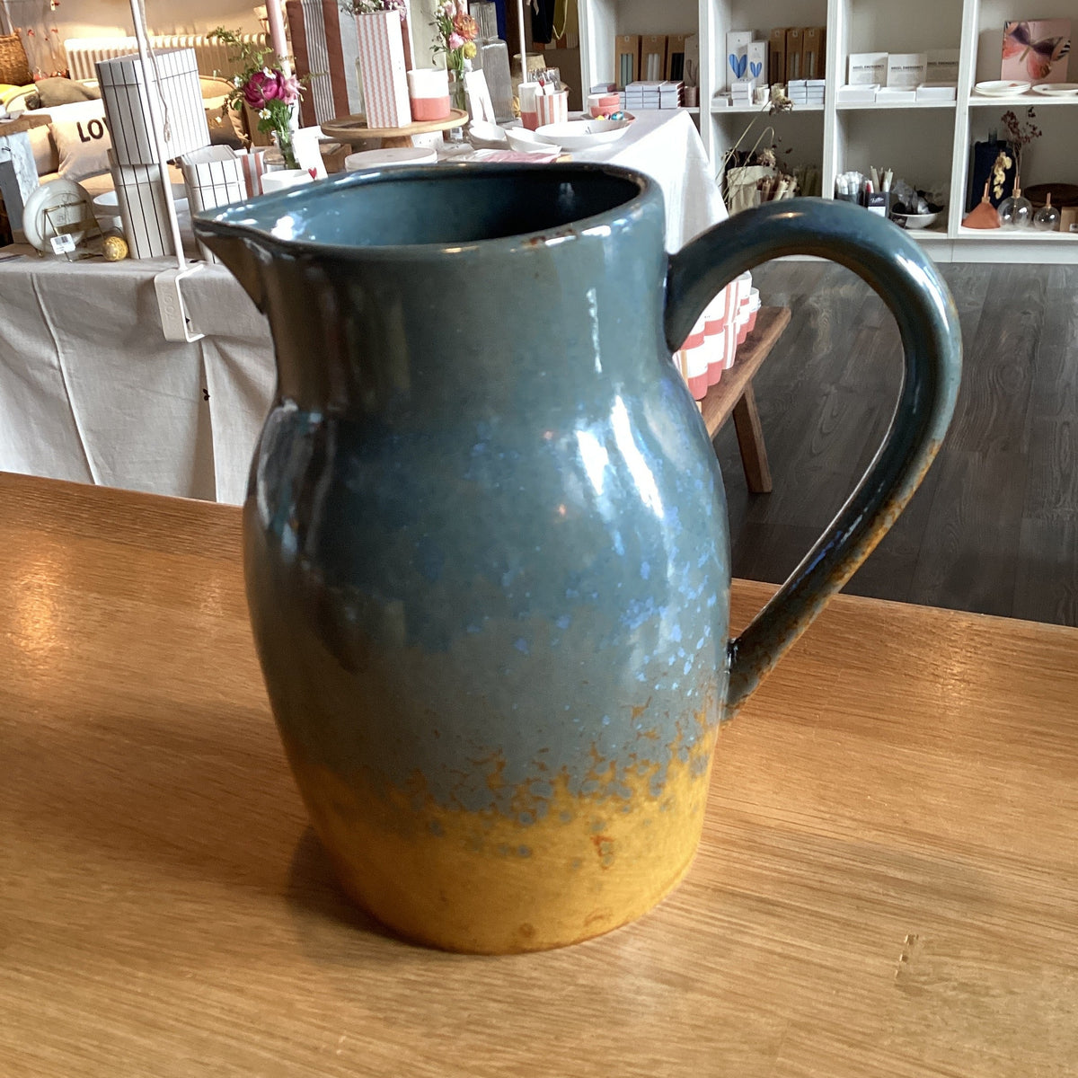 Blauw/ oker kan