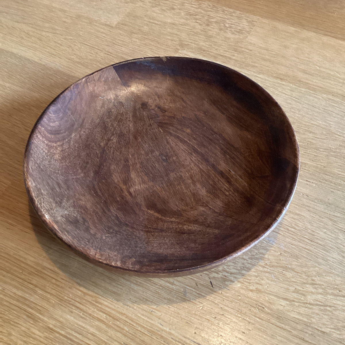 Madam Stoltz Deep wooden plate