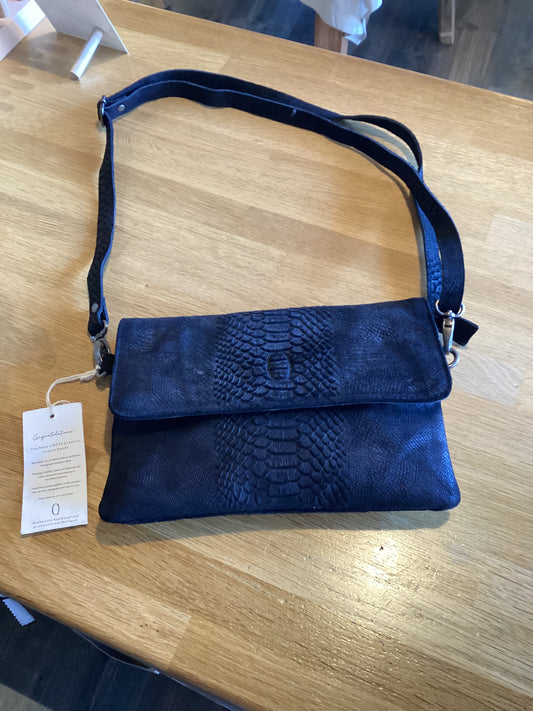 leren tas M zwart suède Qoss