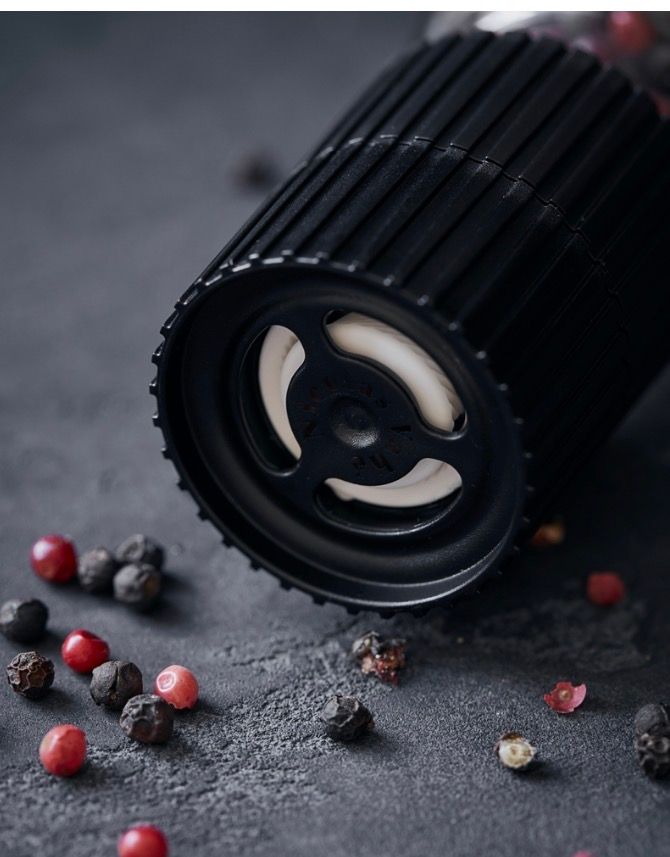 Nicolas Vahé PEPPER, BLACK & PINK MIX, 140 gram