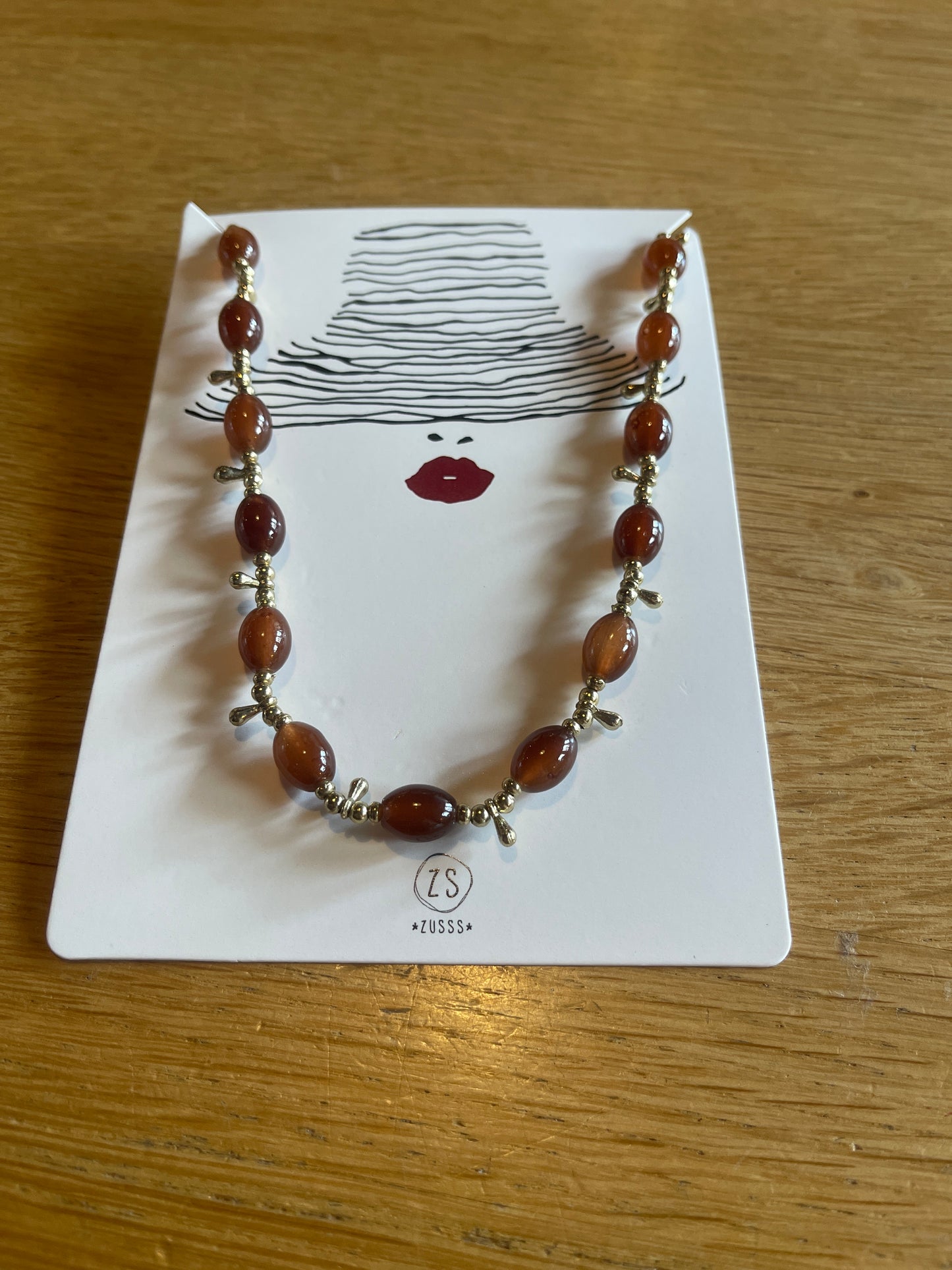 Zusss ketting met gekleurde kralen classy red / gold