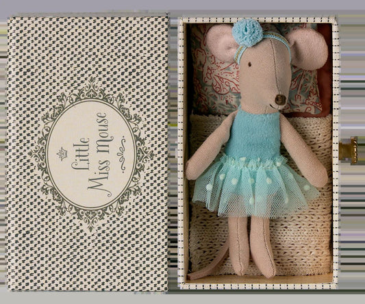 Maileg dance mouse in daybed little sister