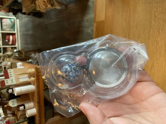 Bunzlau castle tea ball small buttercup