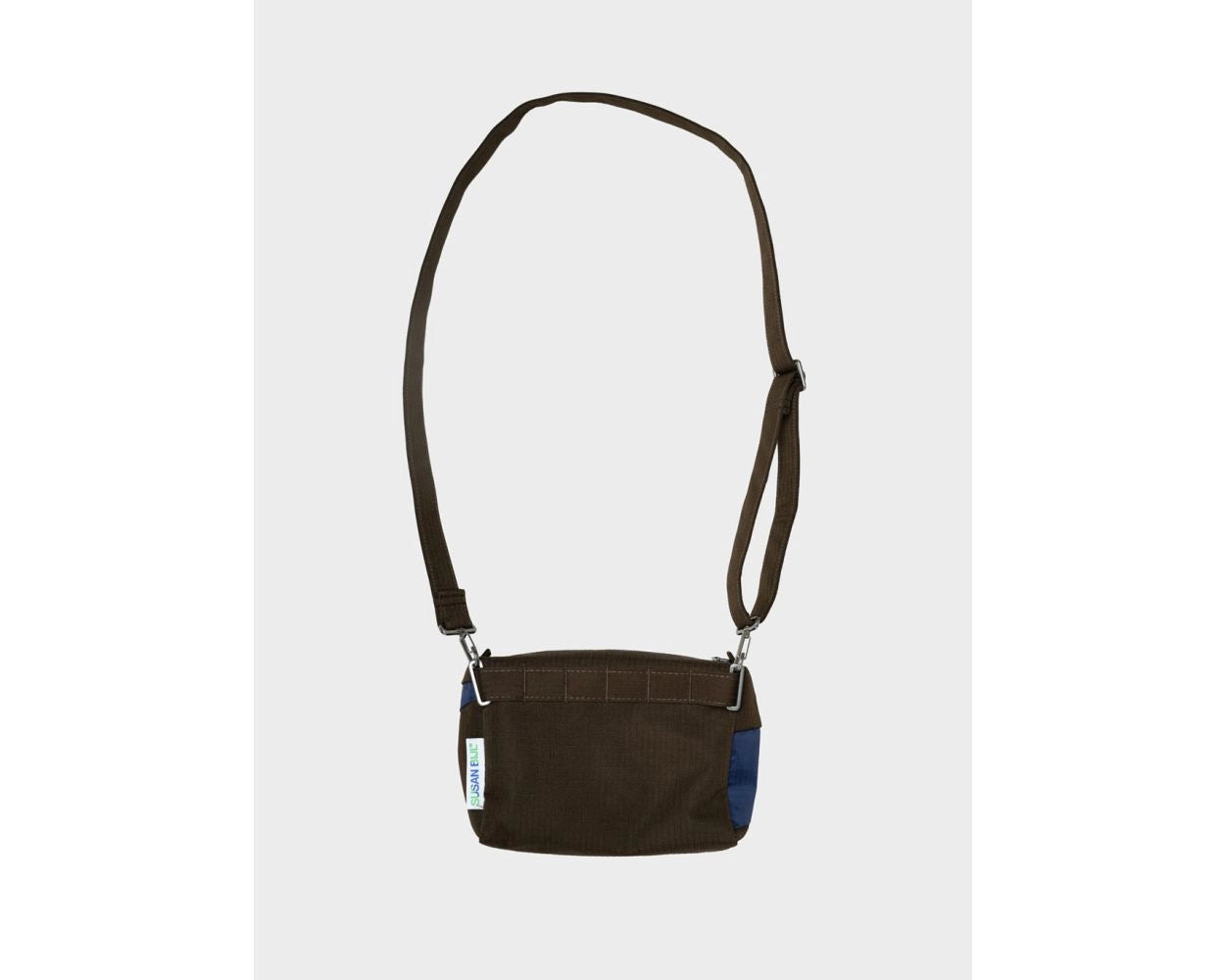 The new Bum bag mud & navy Small