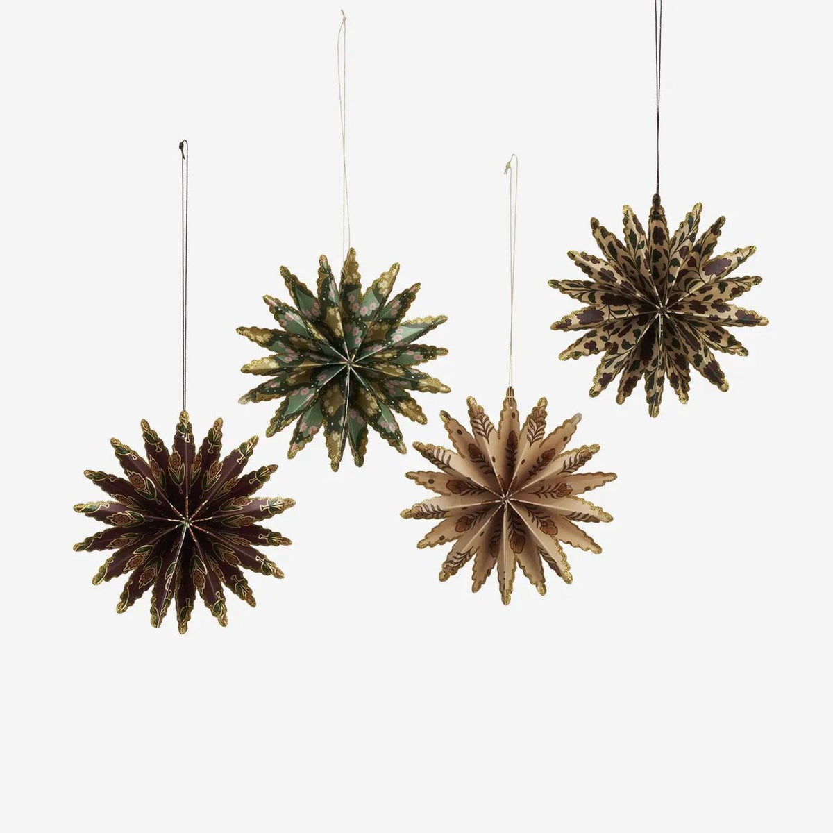 Madam stoltz hanging paper snowflakes 4st
