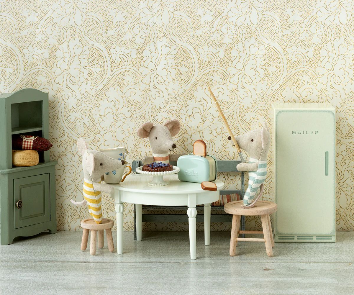 Maileg toaster mouse mint