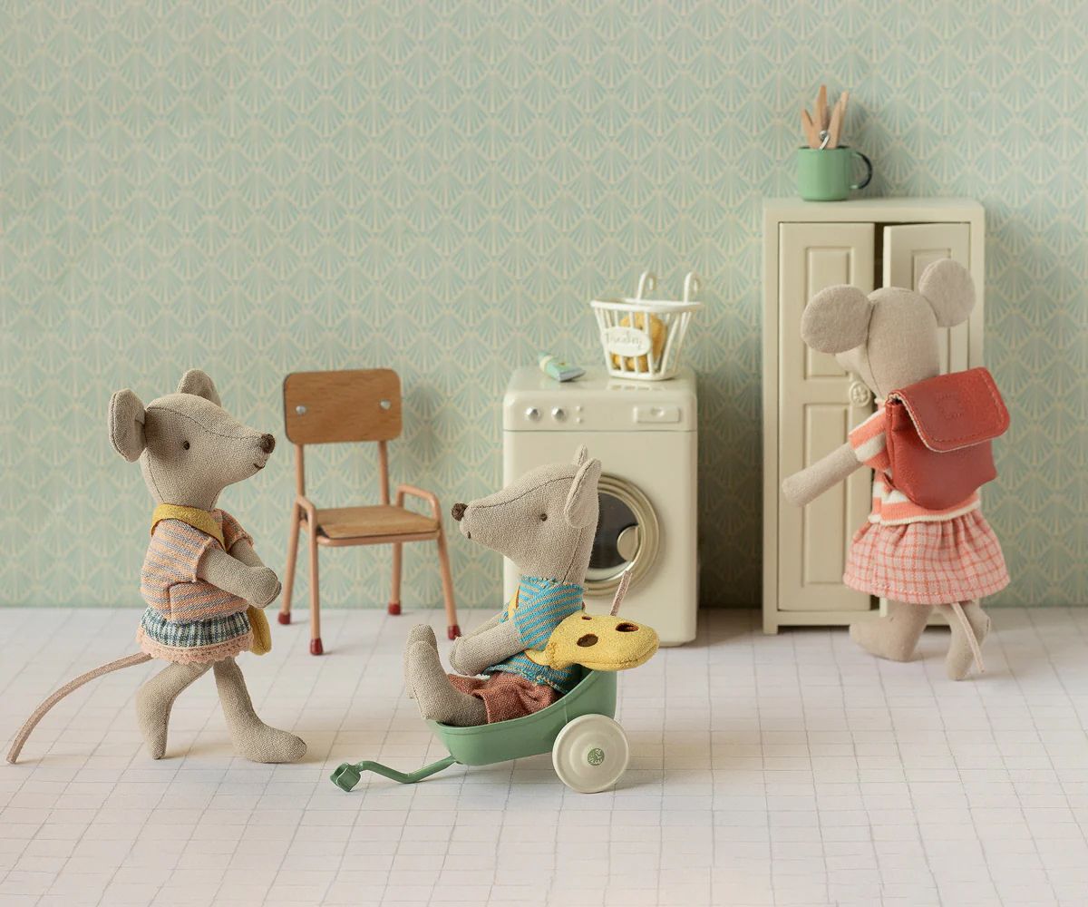 Maileg tricycle mouse big sister coral