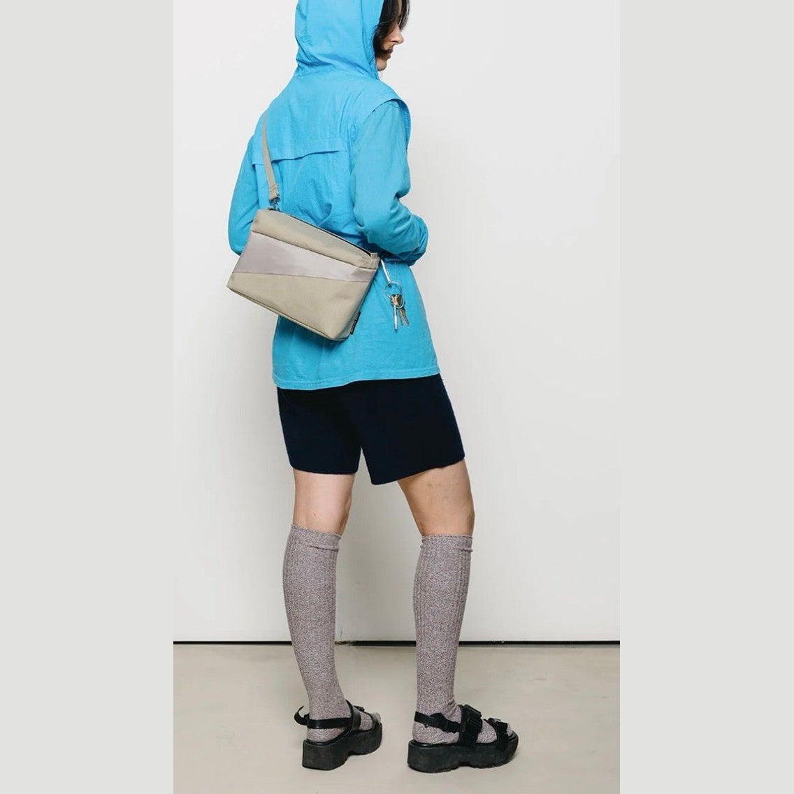 Susan Bijl the new bum bag clay & agaat M