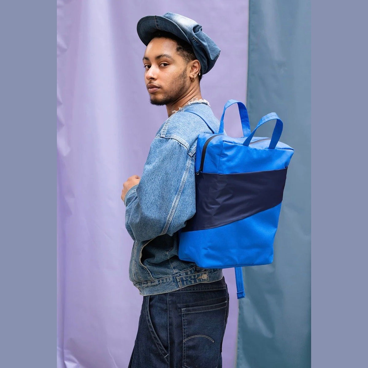 Susan Bijl the new backpack Blue & Navy