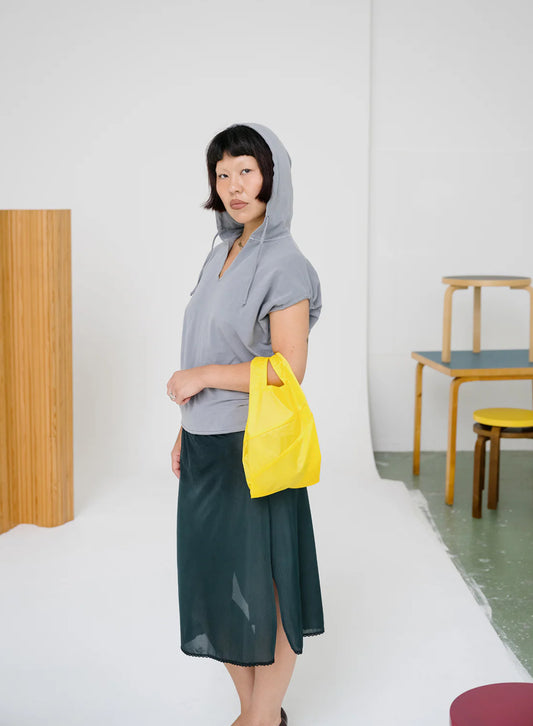 The new shopping bag tv yellow small