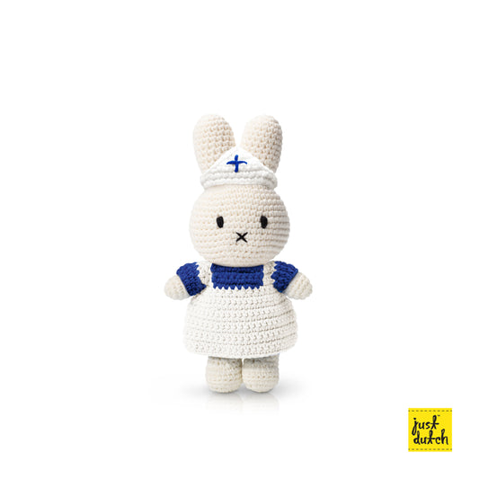 nijntje handmade and her white uniform