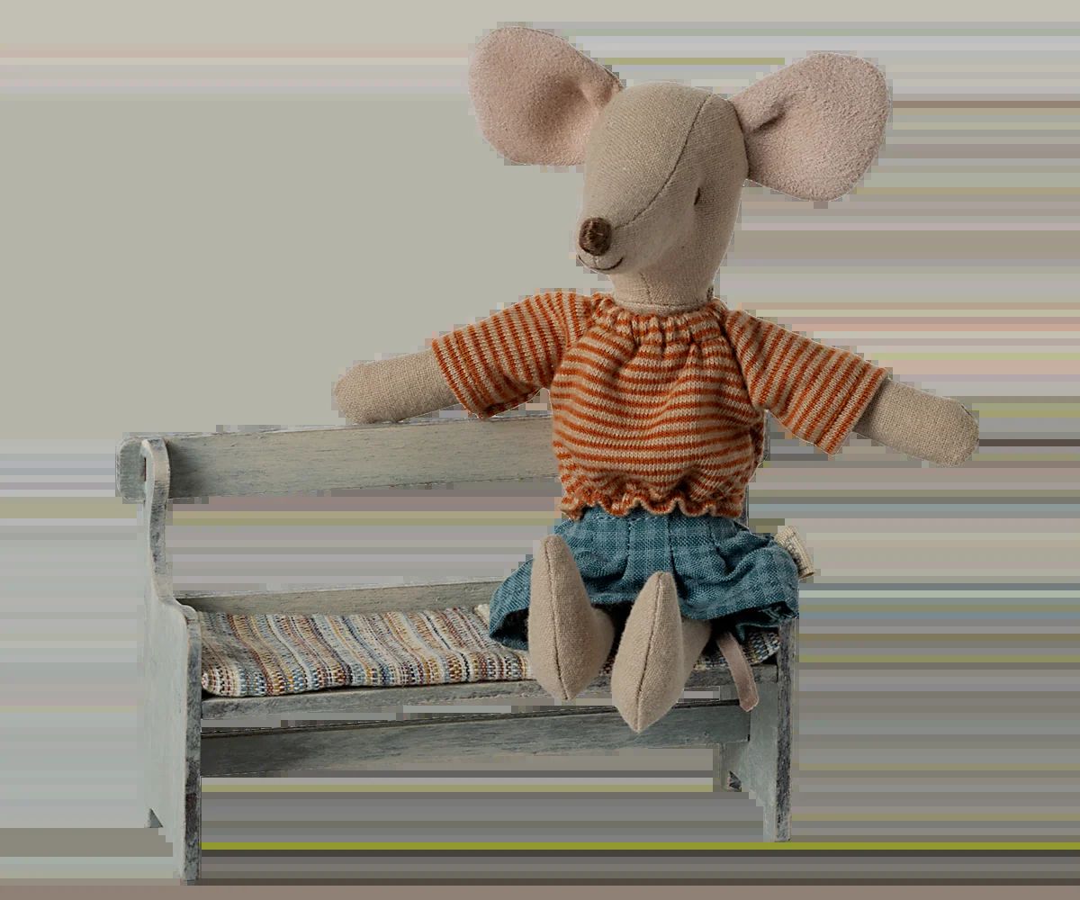 Maileg bench mouse vintage off white