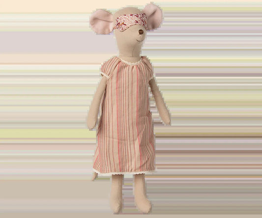 Maileg medium mouse nightgown