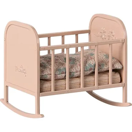 Maileg cradle light rose