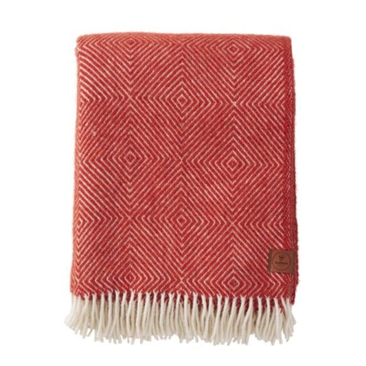 Klippan gooseye red 25% recycled & 75% eco lambswool