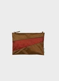 The new pouch hazel & oxyde medium