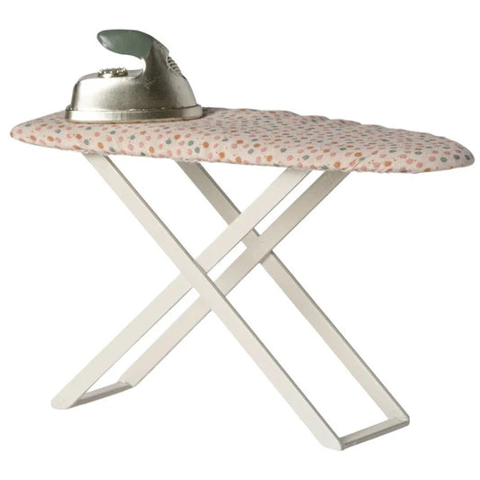 Maileg iron and ironing board mouse