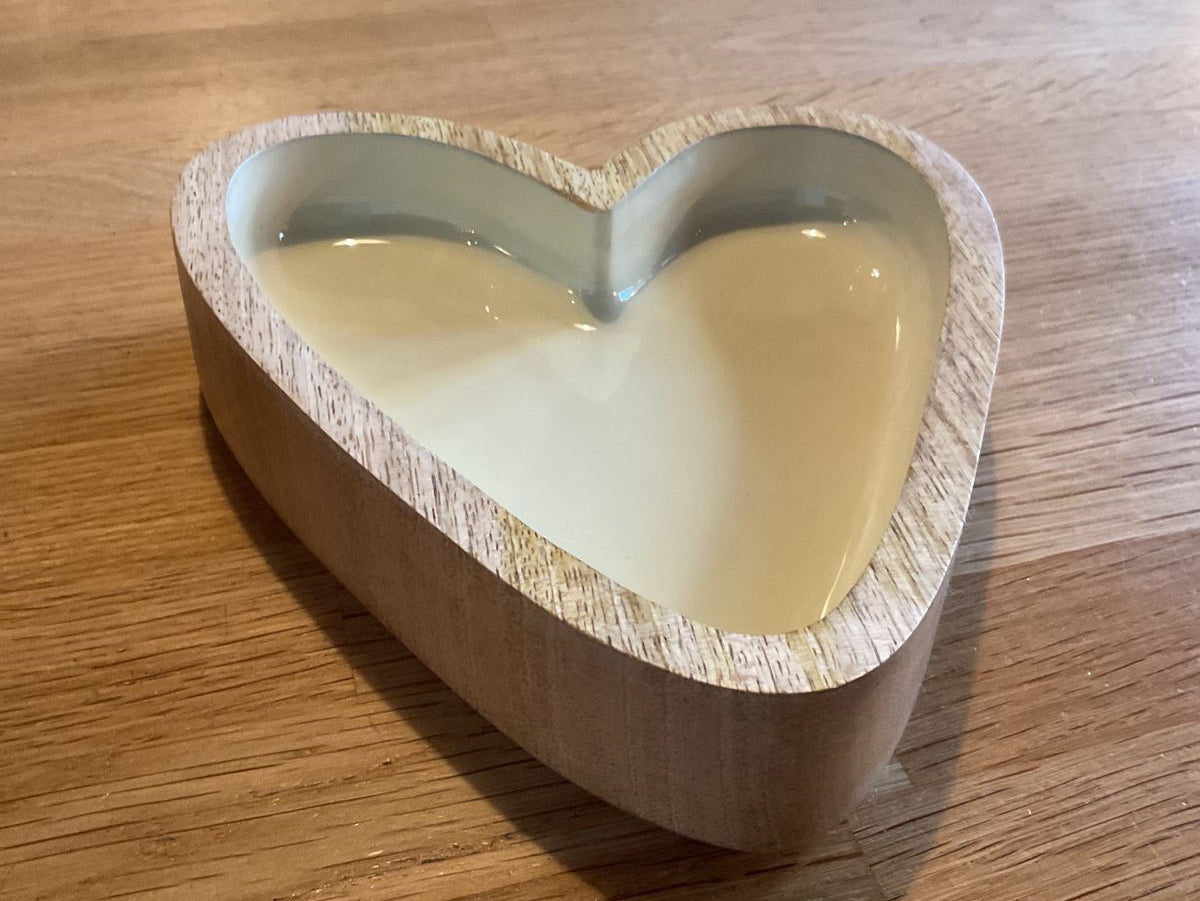 Zusss houten kom hartje zand