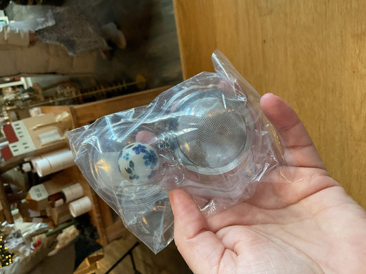 Bunzlau castle tea ball small spring hill