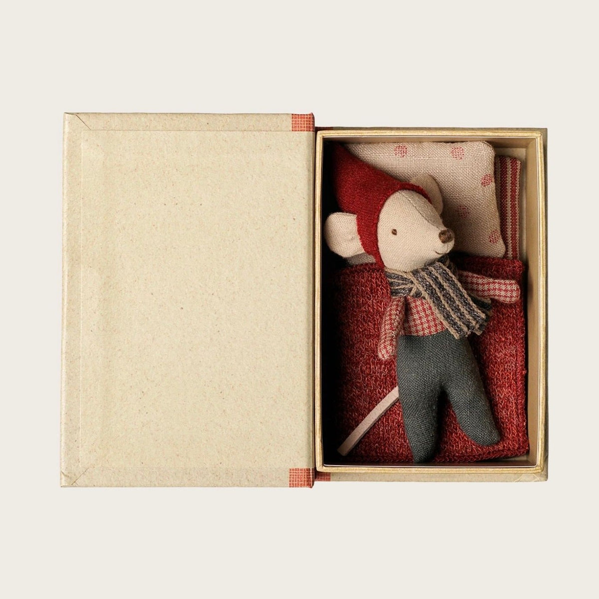 Maileg christmas mouse baby in book