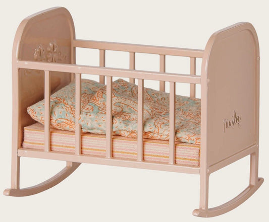 Maileg cradle mouse light rose