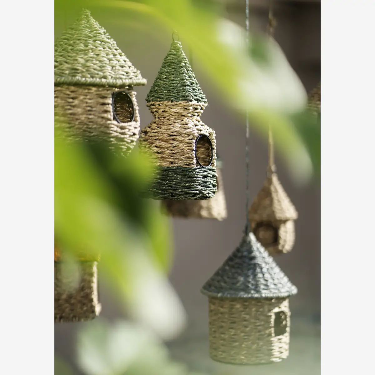 Madam stoltz hanging bird house light green