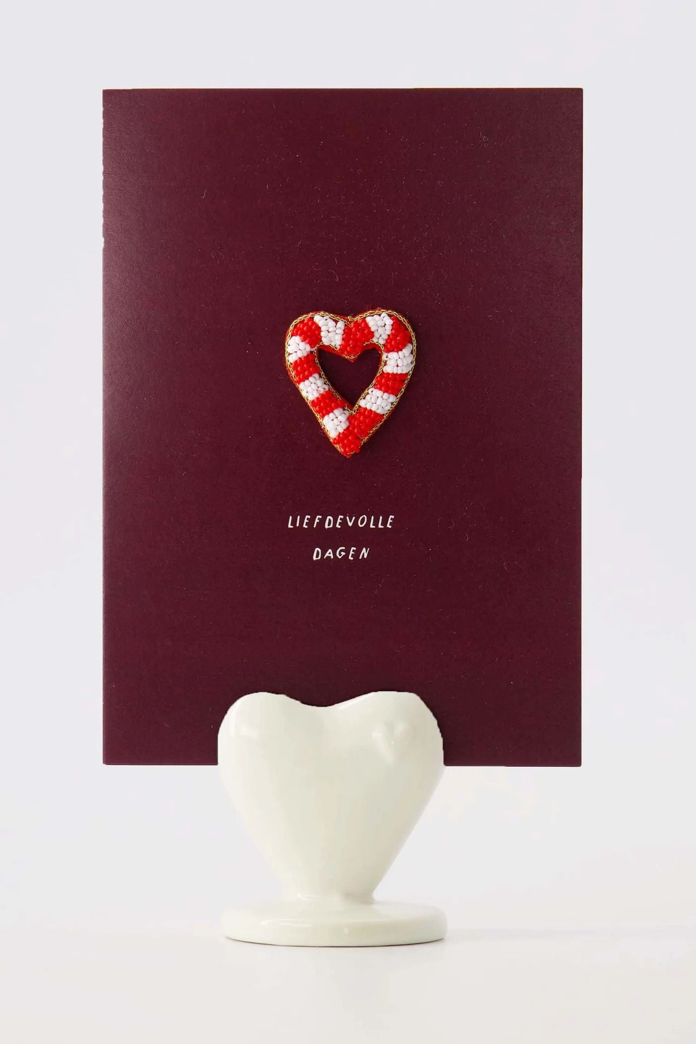 Kaartenstandaard keramiek hartje wit
