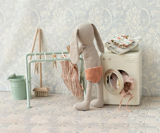 Maileg drying rack with pegs miniature