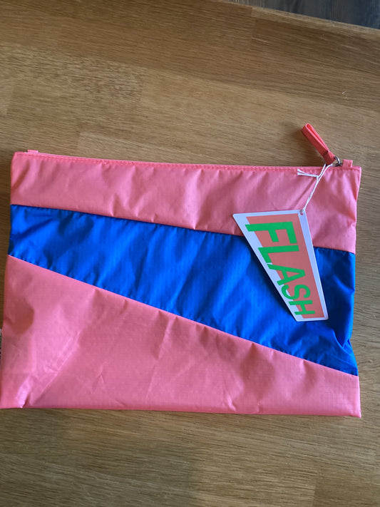 The New Pouch Coral & Wave Large